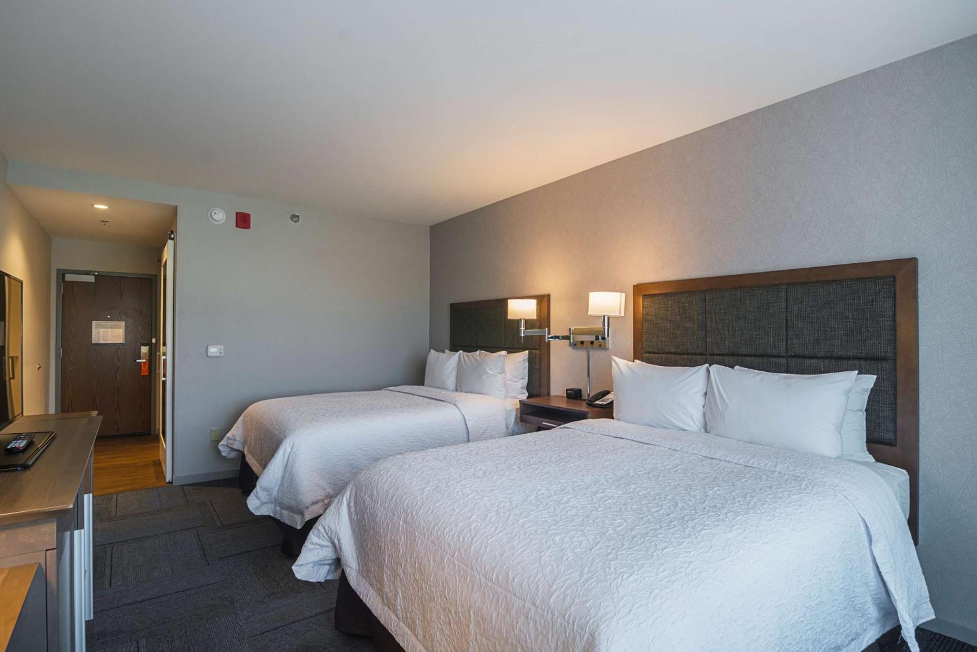 Hampton Inn Chicago North-Loyola Station, Il Екстериор снимка