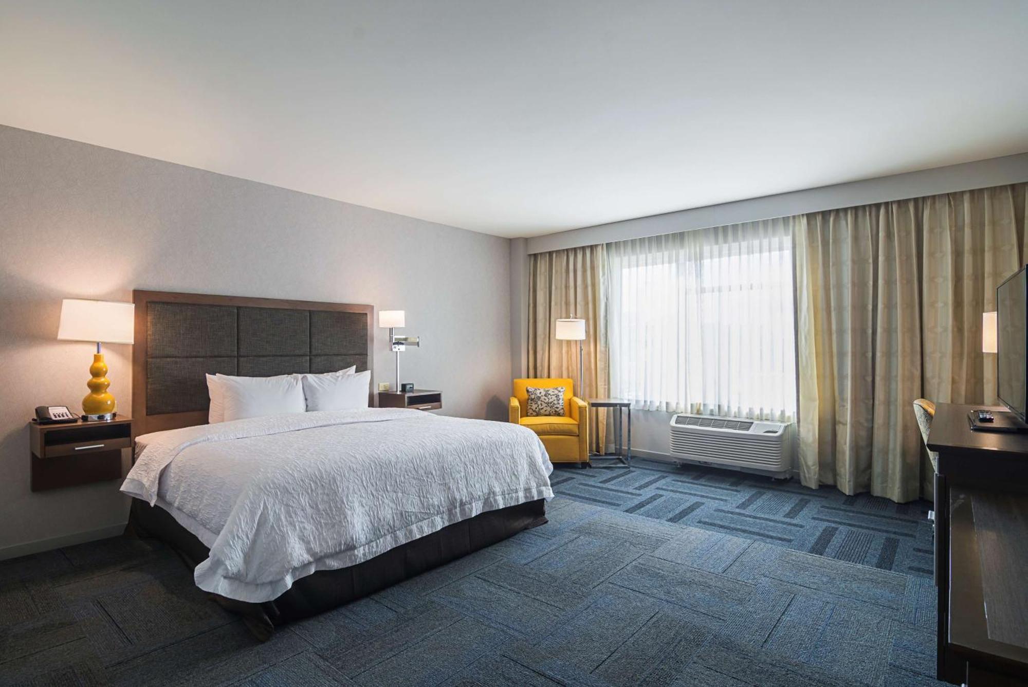 Hampton Inn Chicago North-Loyola Station, Il Екстериор снимка