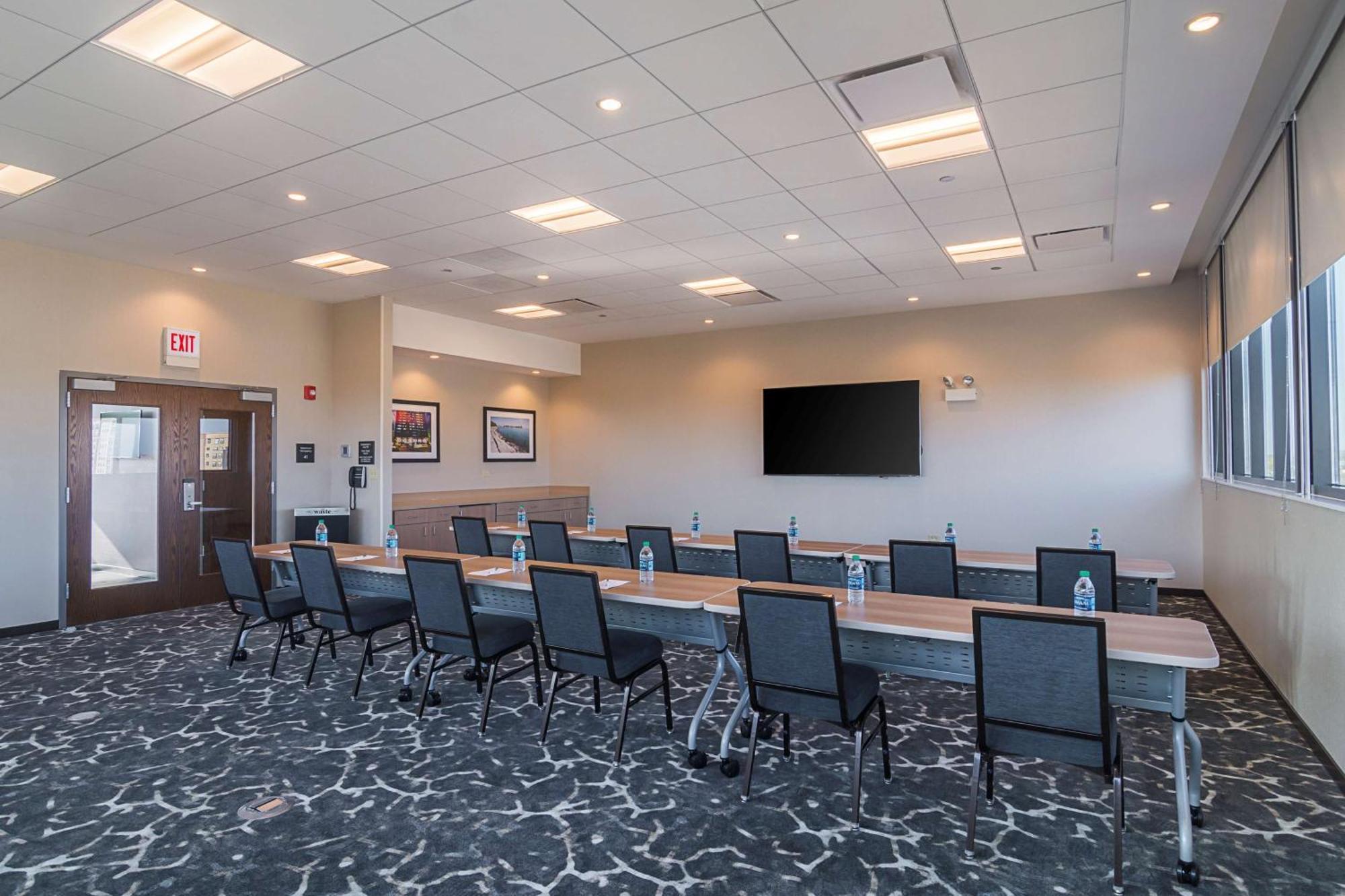 Hampton Inn Chicago North-Loyola Station, Il Екстериор снимка