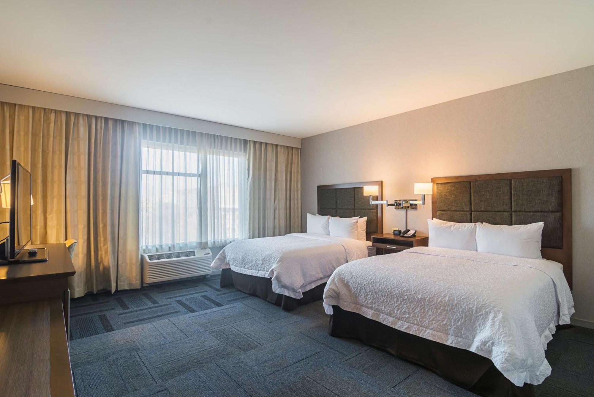 Hampton Inn Chicago North-Loyola Station, Il Екстериор снимка