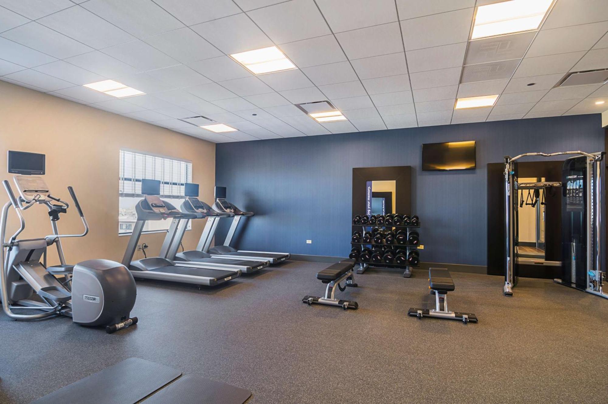 Hampton Inn Chicago North-Loyola Station, Il Екстериор снимка